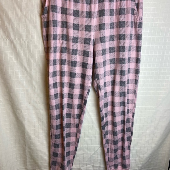 Cuddl Duds Pink and Gray Plaid Pajama Set - Picture 3 of 4